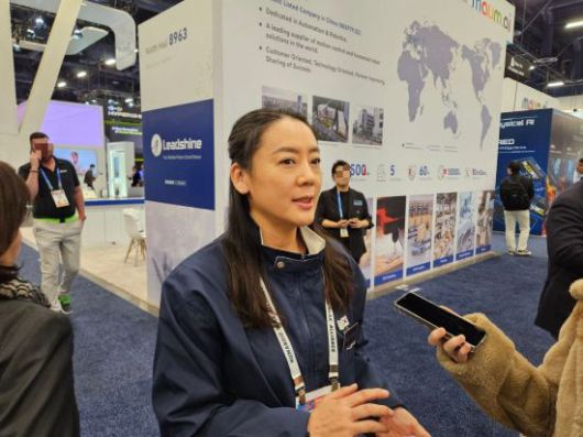 엄윤설 에이로봇 대표가 지난 6일(현지시간) 미국 라스베이거스 CES 2026 컨벤션센터(LVCC) 노스홀 유니트리 부스에서 아시아경제와 인터뷰를 하고 있다. 박준이 기자.