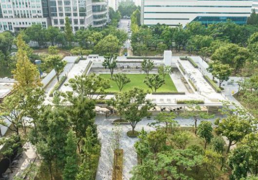 2023년 리노베이션한 오목공원은 대한민국 공공디자인대상 등을 수상하며 '3관왕'을 달성했다. 양천구 제공.