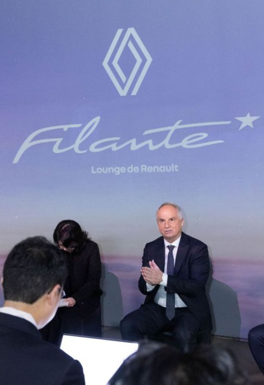 파브리스 캄볼리브 르노그룹 최고 성장 책임자 및 르노 브랜드 최고경영자(CEO)가 13일 서울 광진구 그랜드 워커힐에서 가진 기자간담회에서 발언하고 있다. 르노코리아