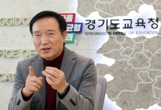 임태희 경기도 교육감이 경기도교육청에서 대입 정책 변화 등 관련, 인터뷰 하고 있다. 조용준 기자