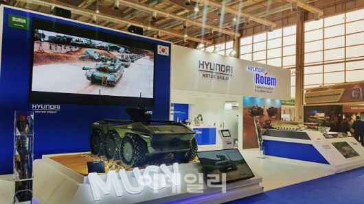 제1회 사우디 국제방산전시회(WDS)에 참가한 현대로템의 부스 전경 (사진=현대로템)