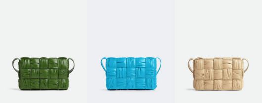 보테가 베네타 프리 스프링 2023 풀라드 카세트 백. (사진=보테가 베네타)