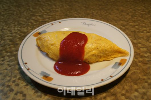 렌가테이에서 판매하는 오므라이스. (사진= 렌가테이 홈페이지)