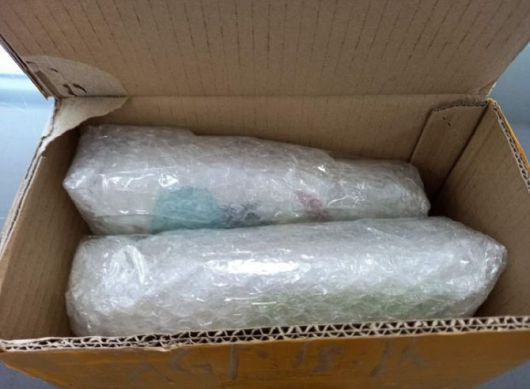 부산의 한 아파트에서 발견된 합성대마 1.2㎏ 박스. (사진=부산세관)