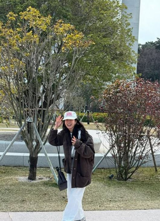 사진=손예진 사회관계망서비스(SNS)