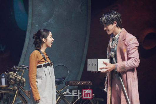 뮤지컬 ‘라이카’(사진=라이브러리컴퍼니)