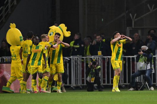 낭트 선수들이 동점 골을 넣고 기뻐하고 있다. 사진=AFPBB NEWS