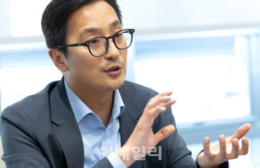이영호 현대무벡스 R&D본부장이 인터뷰를 진행하고 있다. (현대무벡스 제공)
