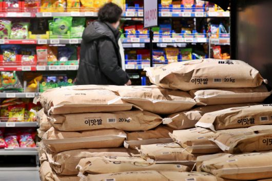 서울의 한 대형마트 쌀 판매대. (사진=연합뉴스)