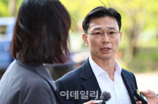 임성근 전 해병대 1사단장이 해병대 채상병 순직사건 외압 의혹 관련 수사 포렌식 참관을 위해 30일 경기 과천 고위공직자범죄수사처(공수처)에 들어서며 취재진 질문에 답하고 있다. (사진=뉴스1)