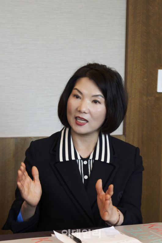 최은주 씨는 연극 활동을 통해 어머니에 대한 상처를 치유하고 가족과도 더 깊이 소통하고 있다고 말했다. (사진=한국문화예술교육진흥원)