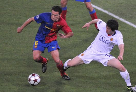 2009년 UCL 결승에서 차비와 박지성의 경기 모습. 사진=AFPBB NEWS