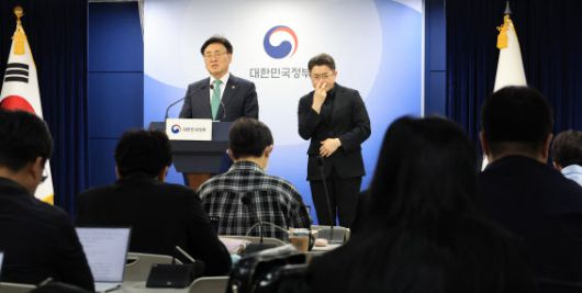 유상임 과학기술정보통신부 장관이 9일 서울 종로구 정부서울청사에서 과기정통부 핵심과제 추진현황 브리핑을 하고 있다.(사진=연합뉴스)