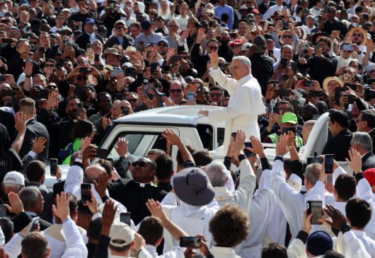 18일(현지시간) 바티칸 성 베드로 광장에서 레오 14세 교황의 즉위 미사가 열렸다.(사진=로이터)