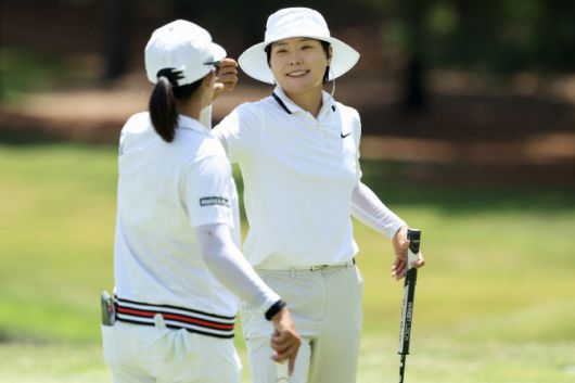 왼쪽부터 임진희와 이소미(사진=AFPBBNews)