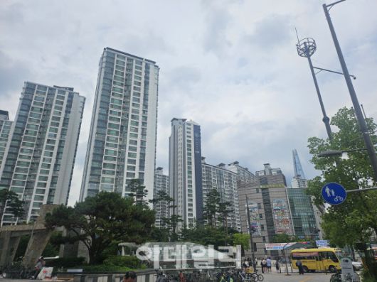 서울 송파구 잠실동 리센츠 전경.(사진=김형환 기자)