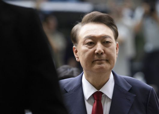 윤석열 전 대통령이 9일 서울 서초구 서울중앙지법에서 열린 영장실질심사에 출석하고 있다. (사진=연합뉴스)