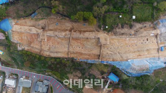 서천읍성 치성, 수혈유구, 해자. (사진=국가유산청)
