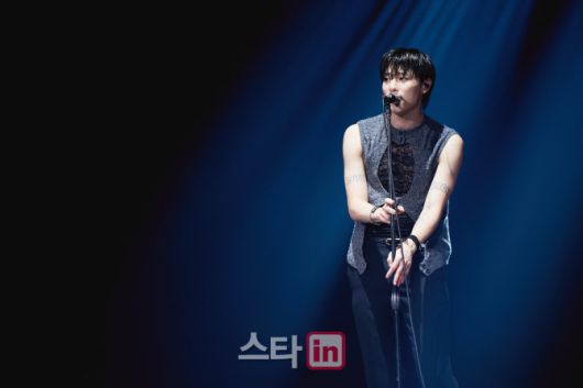 우즈(사진=EDAM엔터테인먼트)