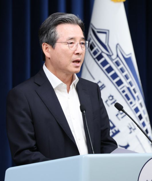 김용범 정책실장이 30일 서울 용산구 대통령실 청사에서 비상경제점검TF 관련 브리핑을 하고 있다. (사진=뉴스1)