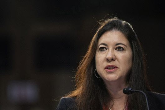 아드리아나 쿠글러 연준 이사가 1일(현지시간) 전격 사임했다.