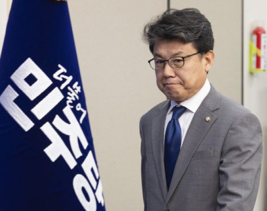 이번 세제개편안을 주도한 진성준 더불어민주당 정책위의장 (사진=연합뉴스)