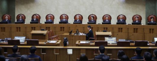 대법원은 지난 5월 1일 이재명 대통령(당시 대선 후보) 공직선거법 상고심에서 유죄 취지로 파기환송 판결을 내렸다. 더불어민주당은 이 판결을 ‘사법내란’으로 규정하고, 그 이후 대법원을 향한 보복입법 등의 공세를 강화하고 있다. (사진=사진공동취재단)