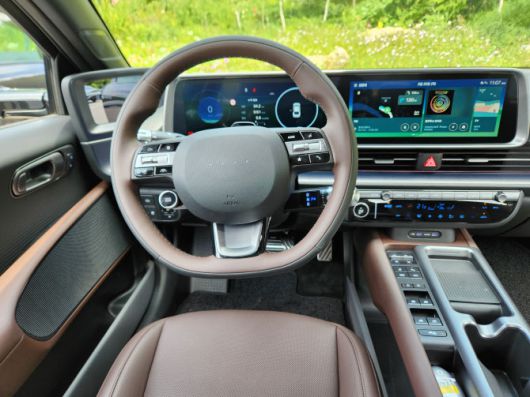 현대차 더 뉴 아이오닉 6 운전석 (사진=이데일리 이배운 기자)