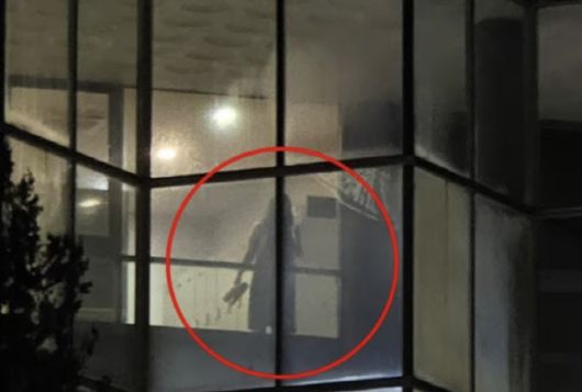 경북 경주의 한 호텔에서도 여성 사우나가 외부에서 훤히 들여다보여 문제가 된 바 있다. (사진=사회관계망서비스 캡처)