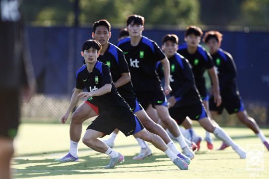 대표팀 선수들이 8일(한국시간) 미국 테네시주 내슈빌의 내슈빌SC 훈련장에서 멕시코전을 대비한 훈련을 진행하고 있다. 사진=대한축구협회