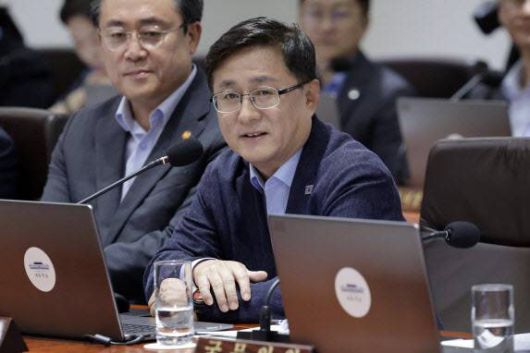 김성환 환경부 장관이 서울 용산 대통령실 청사에서 열린 국무회의에서 인사말을 하고 있다. (사진=뉴시스)