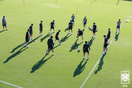 대표팀 선수들이 8일(한국시간) 미국 테네시주 내슈빌의 내슈빌SC 훈련장에서 멕시코전을 대비한 훈련을 진행하고 있다. 사진=대한축구협회