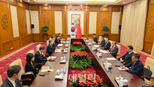 17일 오후 중국 베이징 댜오위타이에서 한국과 중국 외교 수장 회담이 열리고 있다. (사진=베이징특파원단 공동취재단)