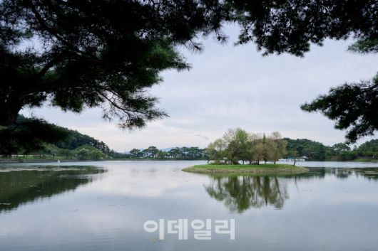 충북 제천의 대표적인 관광지인 의림지