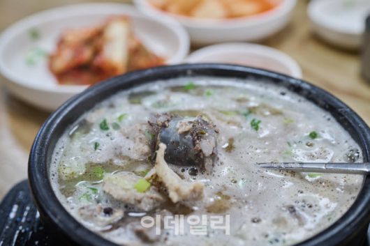 제천의 맛집 중 하나인 장원순대국의 순대국