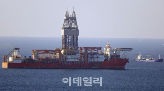 동해심해 가스전 시추선 모습. 사진=연합뉴스