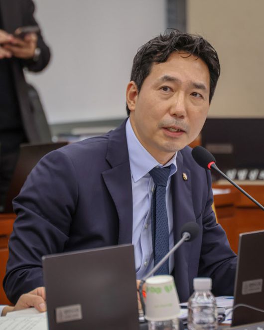 이정헌 의원(더불어민주당)