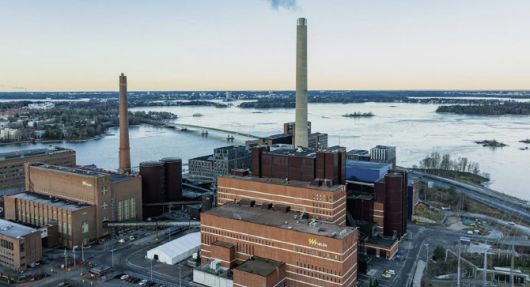 핀란드의 SRM 개발업체인 스테디에너지는 헬싱키의 폐쇄된 석탄발전소 부지(위 사진)에 SMR 실증 설비를 완공할 예정이다. (사진=토니 니만 스테디에너지 대표)