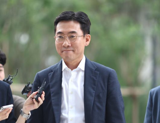 조영탁 IMS모빌리티 대표가 지난 8월 20일 조사를 받기 위해 김건희 여사 관련 의혹을 수사하는 민중기 특별검사팀으로 출석하고 있다. (사진=연합뉴스)