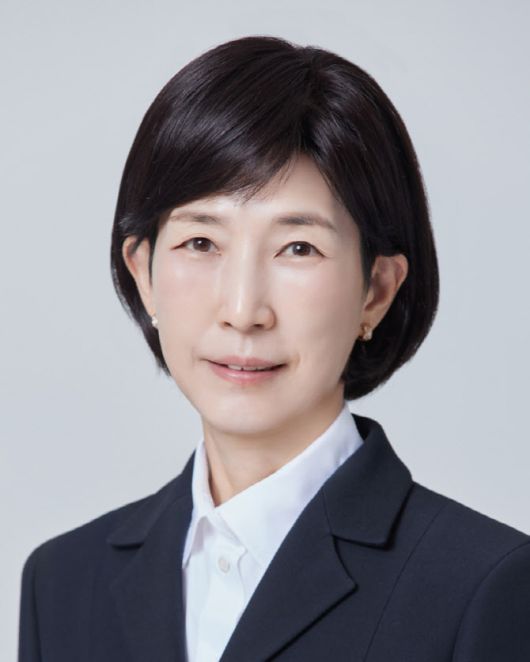 조약돌상을 수상한 불닭볶음면의 김정수 삼양식품 부회장.