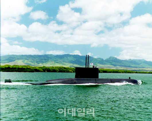 1997년 5월 장보고함이 하와이 파견 훈련을 통해 1만 마일 단독항해에 성공하며 장거리 잠항과 원해 작전능력을 입증했다. (사진=해군)