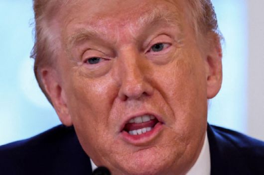 9일(현지시간) 미국 워싱턴 D.C. 백악관에서 석유 산업 임원들과의 회의에 참석하여 연설하고 있다.(사진=로이터)