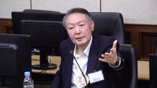 윤석열 전 대통령이 지난해 12월 서울 서초구 서울중앙지법에서 열린 특수공무집행방해 등 혐의 결심 공판에서 최후 진술을 하고 있다.(사진=연합뉴스)