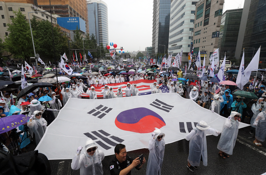 조선일보