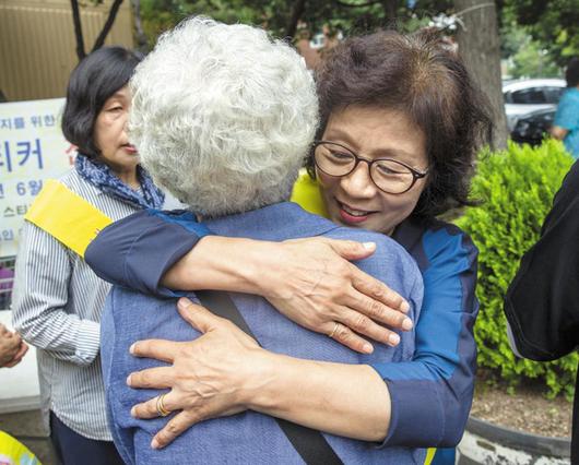 조선일보