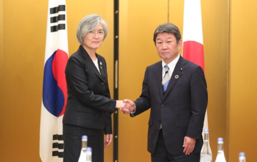 조선일보