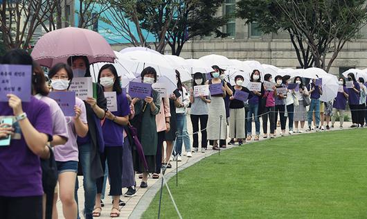 조선일보