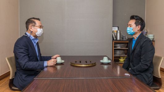 국회사진기자단 = 국민의힘 권영세 대회협력위원장이 25일 서울 마포구 한 식당에서 대선 출마를 시사한 장성민 세계와동북아평화포럼 이사장과 회동하고 있다. 2021.07.25. photo@newsis.com