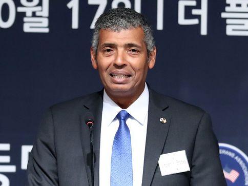 조선일보