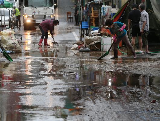 조선일보